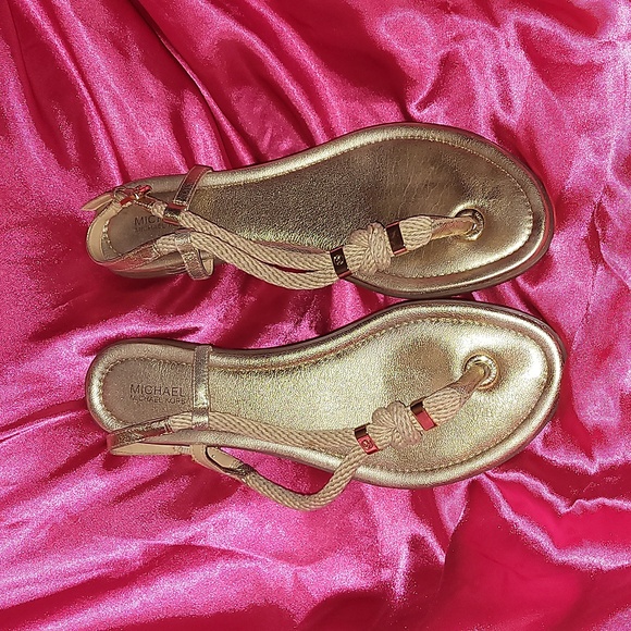 MICHAEL KORS SANDALS - Picture 2 of 4